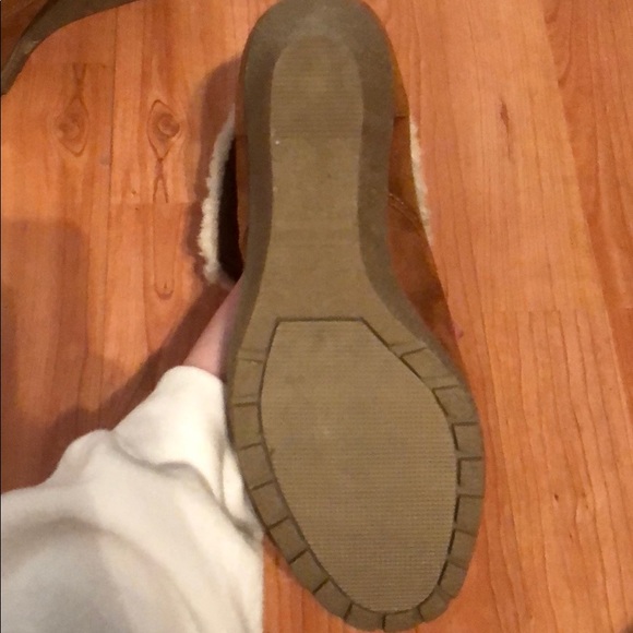 Size 10 tan boots by Rampage - Picture 3 of 4